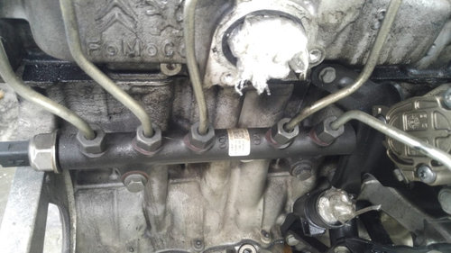 Rampa injectoare 1.6 tdci ford fiesta 6 94675g01