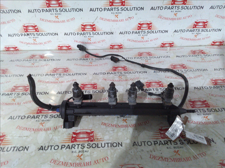 Rampa injectoare 1.6b 8v qVOLKSWAGEN CADDY an fabr. 2008