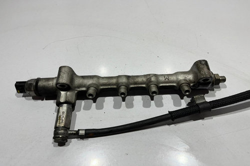 Rampa injectoare 1.7 CDTI 55PP0501 Opel Zafira B [2005 - 2010]