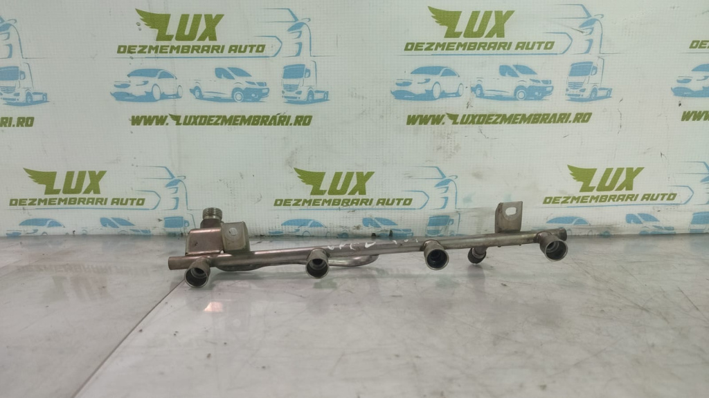 Rampa injectoare 1.8 benzina Z18XE Opel Vectra C [2002 - 2005] 1.8 benzina Z18XE