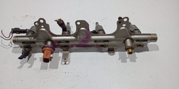 Rampa injectoare 1.8Tfsi 06J133317 Audi A4 B8/8K [2007 - 2011]