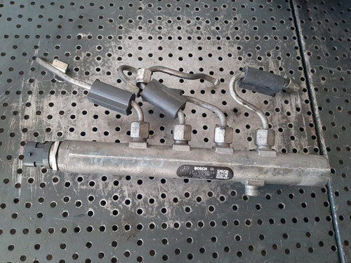 Rampa injectoare 1.9 d alfa romeo 147 156 159 fiat bravo 2 croma 0445214058 55209575