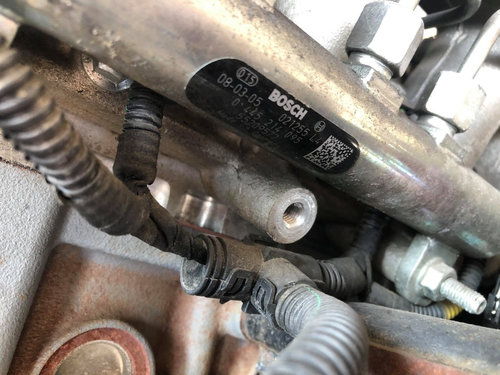 Rampa injectoare 1.9 jtd 186a9000 fiat doblo 0445214095