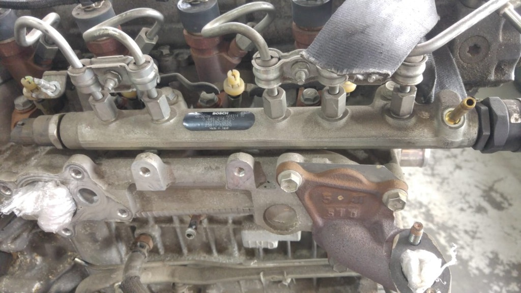 Rampa injectoare 1nd 1.4 d d4d toyota corolla e12 0445214070