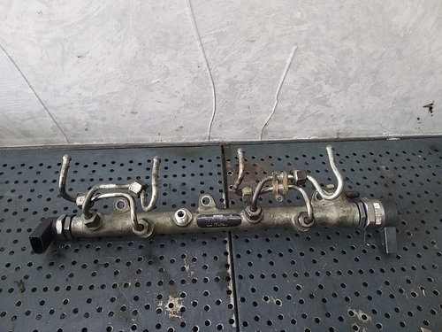 Rampa injectoare 2.0 d bmw seria 3 e46 0445214030 7787164