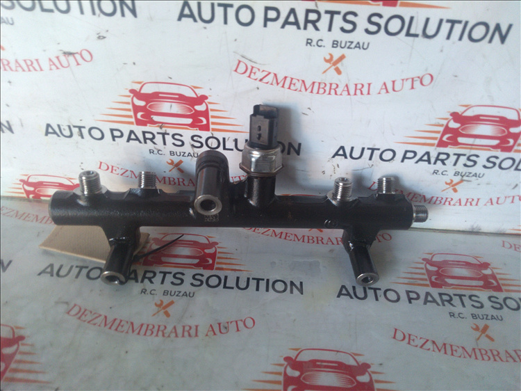 Rampa injectoare 2.0 d FORD KUGA an fabr. 2014