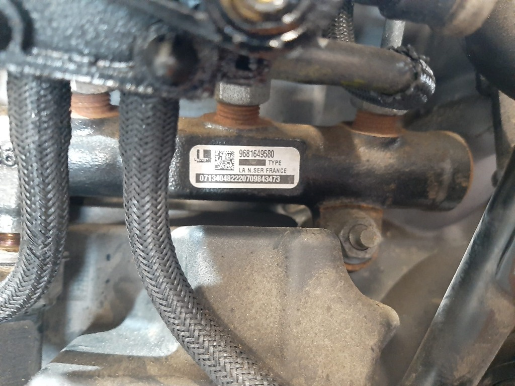 Rampa injectoare 2.0 hdi 2.0 tdci citroen c4 ford kuga s-max c-max volvo v50 s40 ford focus 2 9681649580