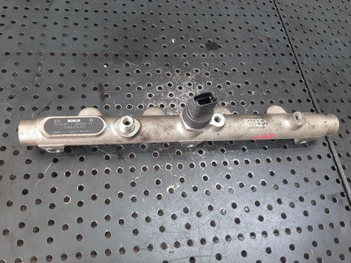 Rampa injectoare 2.0 hdi 2.2 hdi lancia phedra citroen c8 peugeot 807 fiat ulysse 0445214017