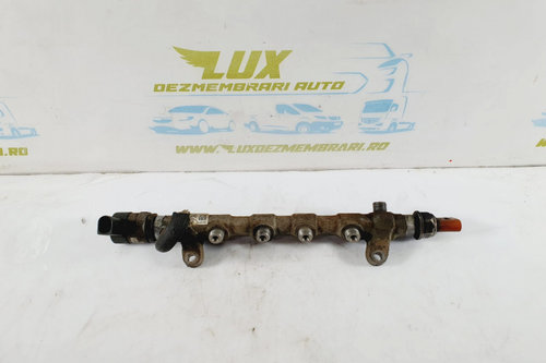 Rampa injectoare 2.0 tdi CFF CFG 03L089N 059130764ab 03L089N Volkswagen VW Passat B7 [2010 - 2015]