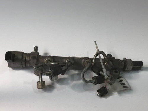 Rampa injectoare 2.0 tdi crl crlb dfg dfga 04l089g Audi A4 B9 [2015 - 2020]