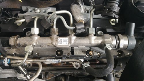 Rampa injectoare 2.0 tdi vw golf 7 audi q5 a5 8f a6 4g a4 b8 b9 04l089d 0090584