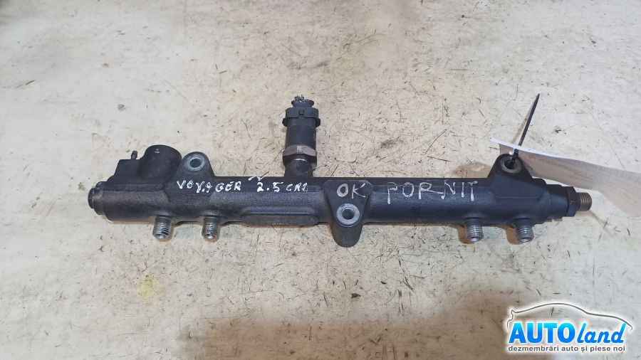 Rampa Injectoare 2.5 CRDI cu Senzor Chrysler VOYAGER IV 2000-2008