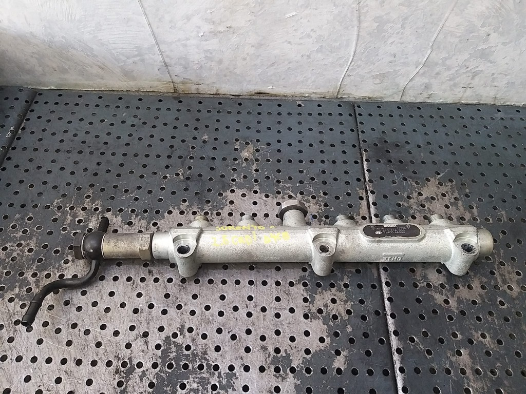 Rampa injectoare 2.5 crdi kia sorento 1 jc 445214036 314004a000