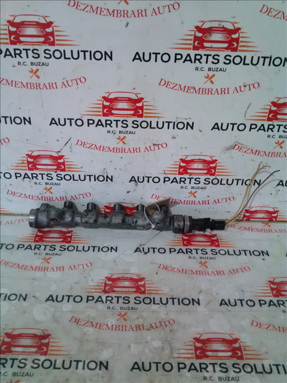 Rampa injectoare 2.5 D RENAULT MASTER an