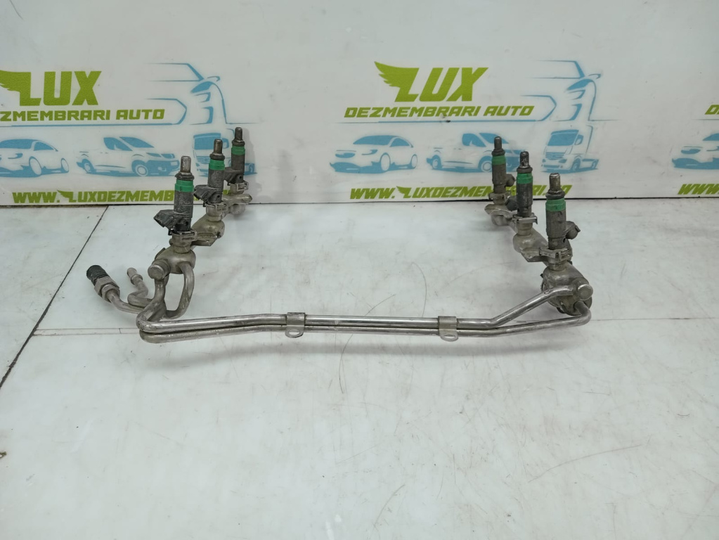 Rampa injectoare 3.0 benzina v6 ASN 06C133681K Audi A8 D3/4E [2002 - 2005]