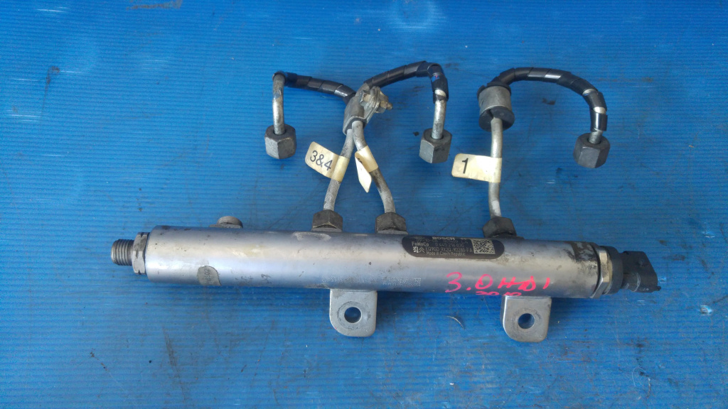 Rampa injectoare 3.0 hdi 241 cp dt20c citroen c5 peugeot 407 0445216030