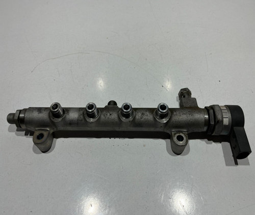 Rampa injectoare 4.2 TDI 057130090AC Audi A8 D4/4H [2010 - 2014]