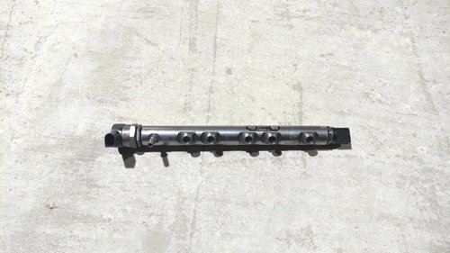 Rampa injectoare 780912805 BMW Seria 4 F33 2.0 D an fab. 2013 - 2015