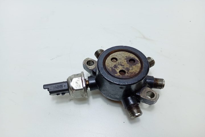 Rampa injectoare 8200057345 Dacia Logan [2004 - 2008]