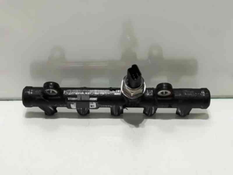 Rampa injectoare 9654726280, Ford Focus 2 (DA) 2.0tdci (id:320255)