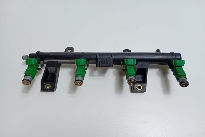 Rampa injectoare 9655833580 Citroen C2 [2003 - 2008]