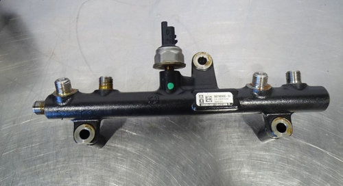 Rampa injectoare 9681909680-04 Ford C-Max II 2.0 TDCI an fab. 2010 - 2019