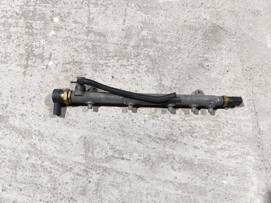 Rampa injectoare A6110700395 Mercedes E-