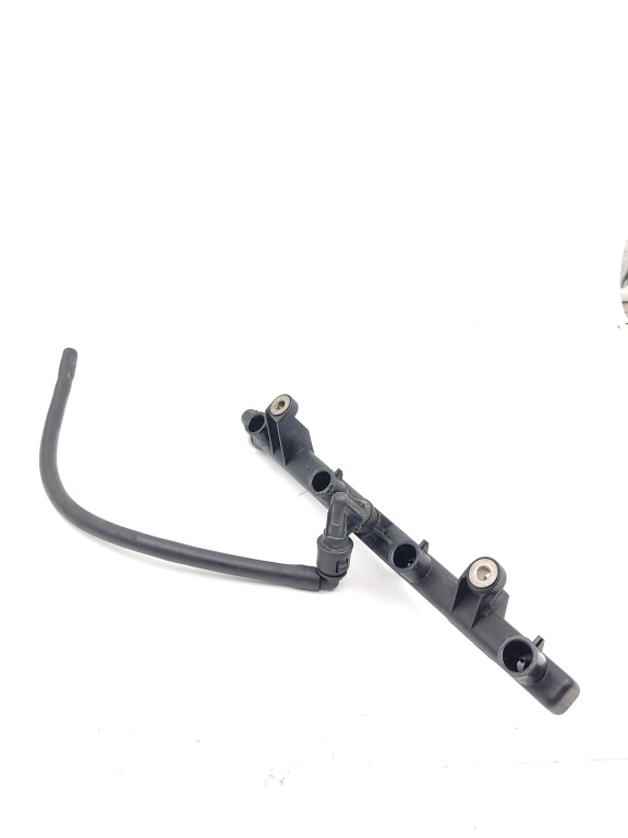 Rampa Injectoare Alfa Romeo 147 (937) 2000-2010 1.6 16V T.Spark Eco (937Axa1A) Ar 37203 Benzina 089111Ef195, 089111 Ef 195