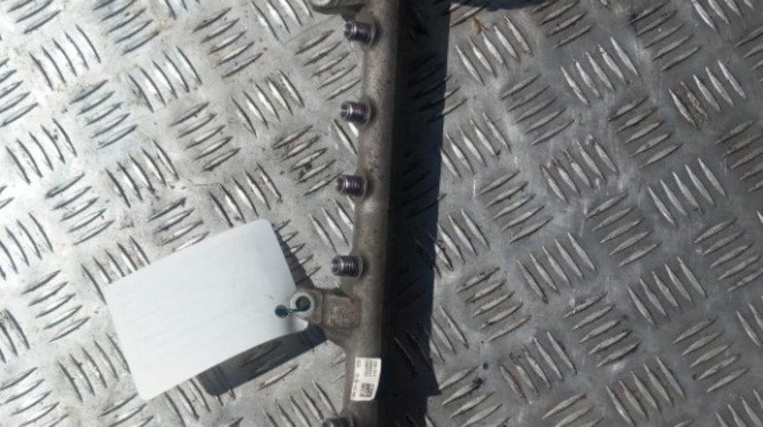 Rampa injectoare Audi A1 1.6 CAY an 2014 cod 03L089H