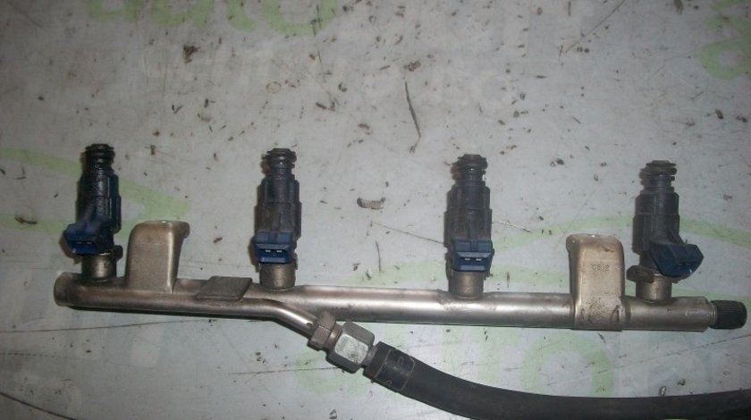 Rampa Injectoare Audi A4 B5 (8D) - (1994-2001) 1.8T CU INJECTOARE / 06B133317N