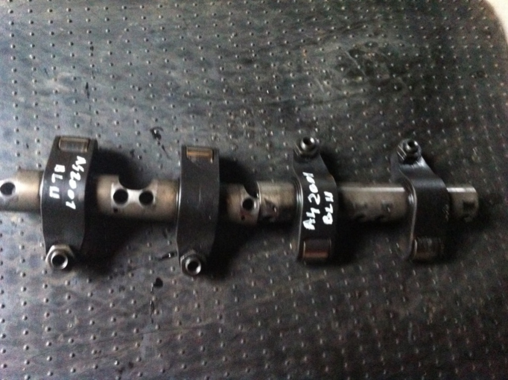 Rampa injectoare Audi A4 B6 [2000 - 2005] Sedan 1.9 TDI 5MT (130 hp) SE 1.9 TDI AWX