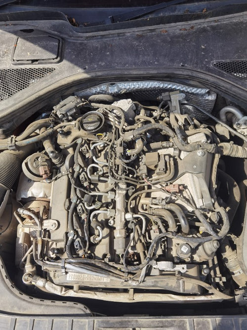 Rampa injectoare audi a4 b8 2.0 tdi cnha 190 cp