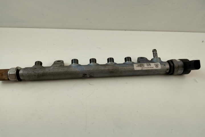 RAMPA INJECTOARE AUDI A5 2011 2.0 TDI CAHA COD 03L 130 089 A / 03L130089A 03L 130 089 A / 03L130089A Audi A5 8T [2007 - 2011]