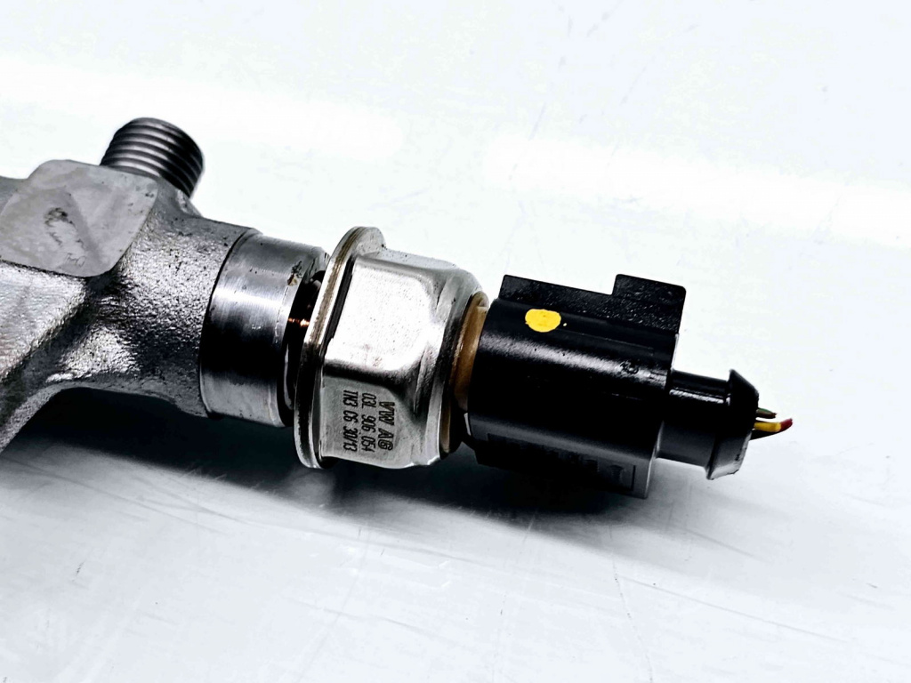 Rampa injectoare Audi A5 Sportback (8TA) [Fabr 2009-2015] 03L130089Q 2.0 TDI CGLC 130KW / 177CP