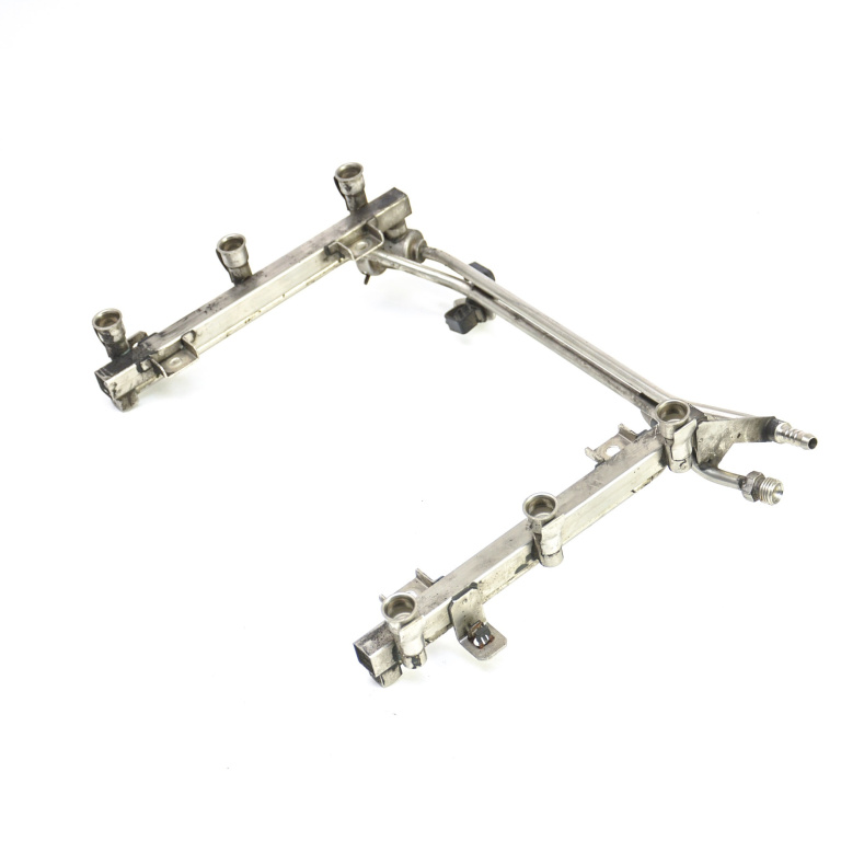Rampa Injectoare Audi A6 (4B, C5) 1997-2005 2.4 Bdv Benzina 078133681Aj