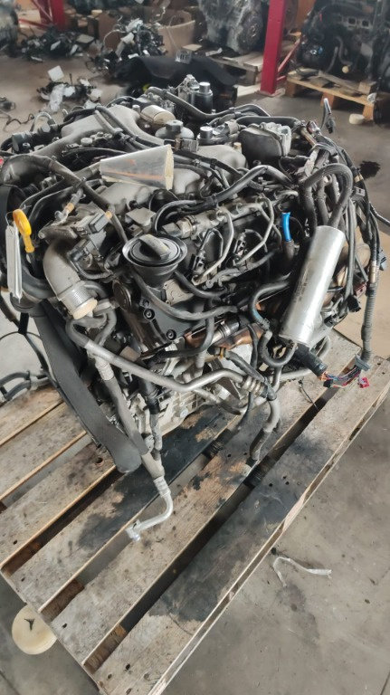 Rampa injectoare Audi Q7 4L 4.2 TDI 340cp / 250Wk cod motor CCF transmisie automata an 2014 cod 0571...