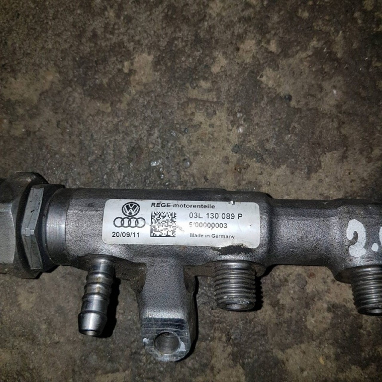 Rampa injectoare audi tt 2.0 tdi cfgb 170 cai cod 03l130089p