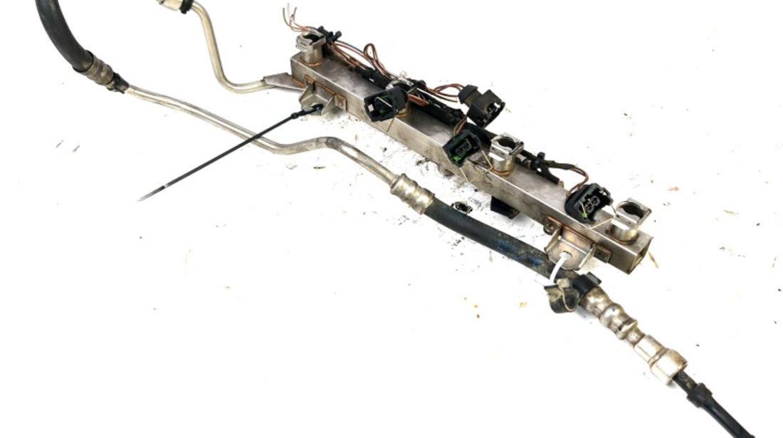 Rampa Injectoare BMW 3 (E90, E91, E93, E92) 2005 - 2013 Benzina