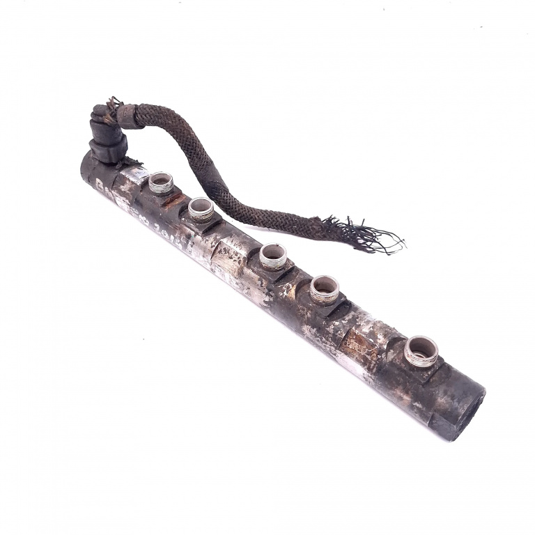 Rampa Injectoare Bmw 5 - F10, F18, F11 2009-2017 520 D Motorina