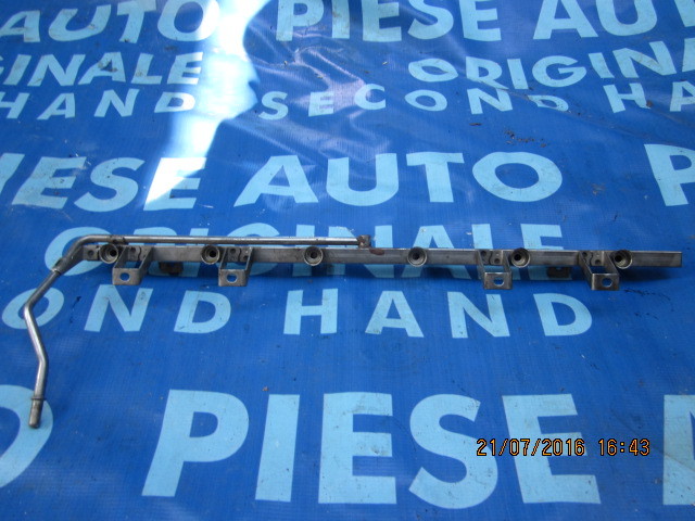 Rampa injectoare BMW E46:143894902