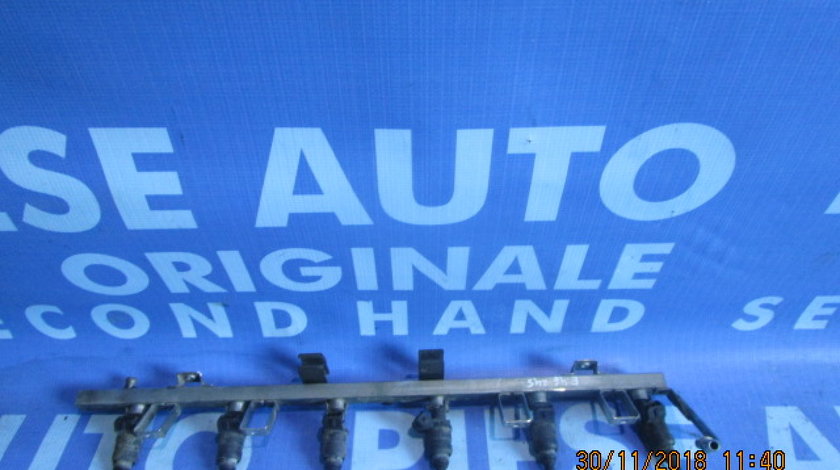 Rampa injectoare BMW E46 320i; 143894902 (cu injectoare)