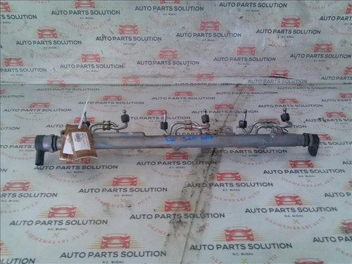 Rampa injectoare BMW E60 3.0 D an fabr. 2009