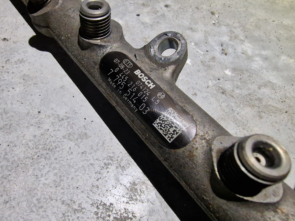 Rampa Injectoare BMW E60 E65 3.0 d 231\235CP Euro 4 cod 0445216015