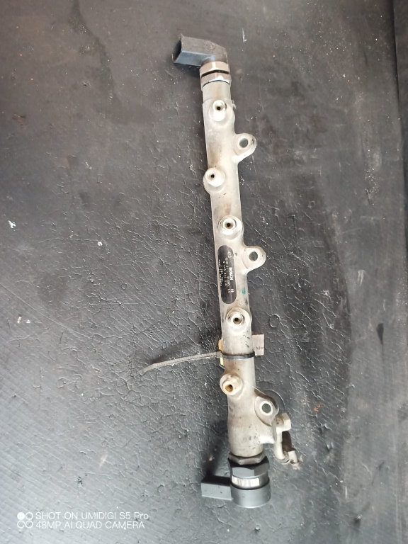 Rampa injectoare BMW E90 motor 2.0 D 150 cai cod M47D20A - COD 7787164