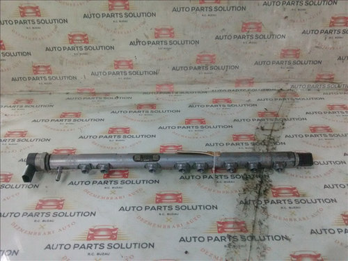 Rampa injectoare BMW F10 3.0 D an fabr. 2011