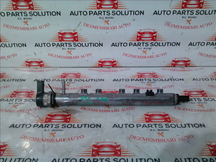 Rampa injectoare BMW F30 2.0 D an fabr. 2013