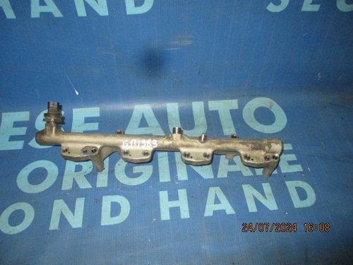 Rampa injectoare BMW G11 740e B48B20B; 14018510