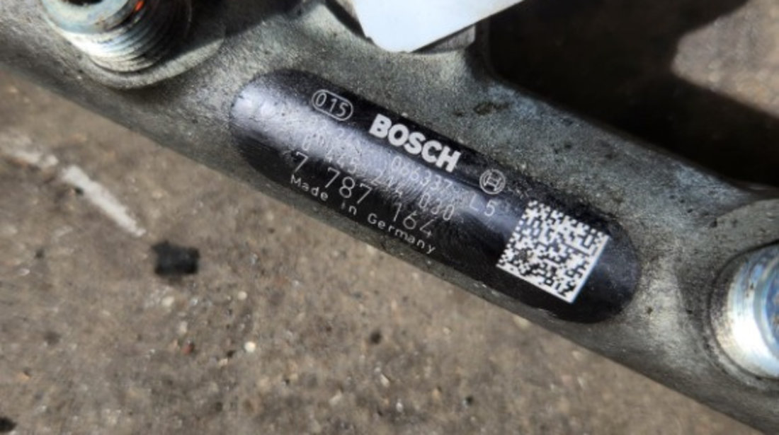 Rampa injectoare BMW Seria 3 E90 E91 E92 E93 Cod : 7787164