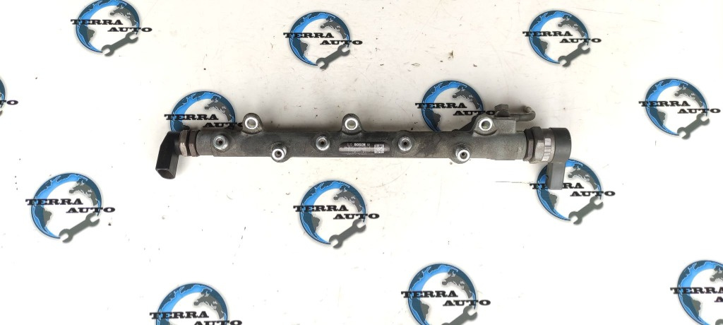 Rampa injectoare BMW Seria 5 (E60) 2.0 D cod: 0445214030 / 7787164