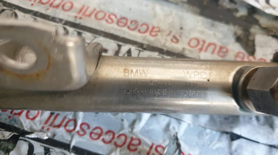 Rampa injectoare BMW Seria 5 F10 550i cod piesa : 7547600